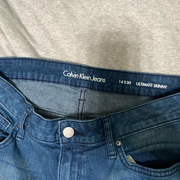 14x30 Calvin Klein jeans ultimate skinny - Picture 2 of 5